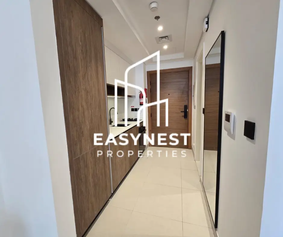 12 Stylish Modern Living | Fully Furnished | Sun-Fill