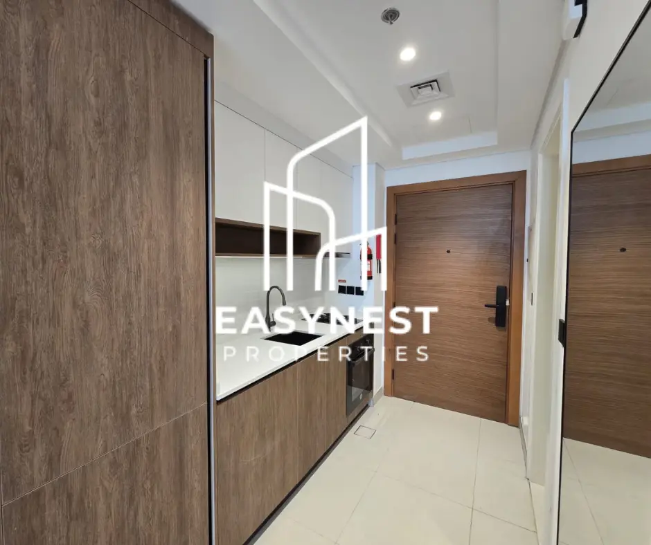 2 Stylish Modern Living | Fully Furnished | Sun-Fill