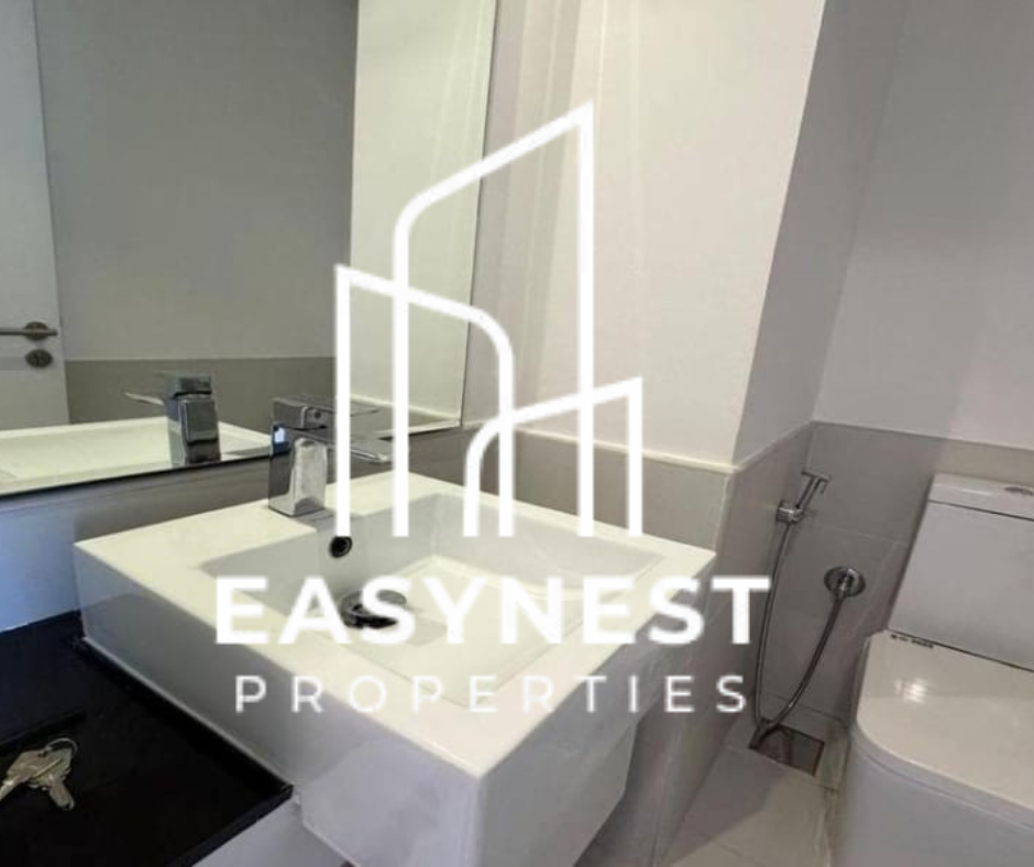 8 Spacious layout | Prime location | Mall View