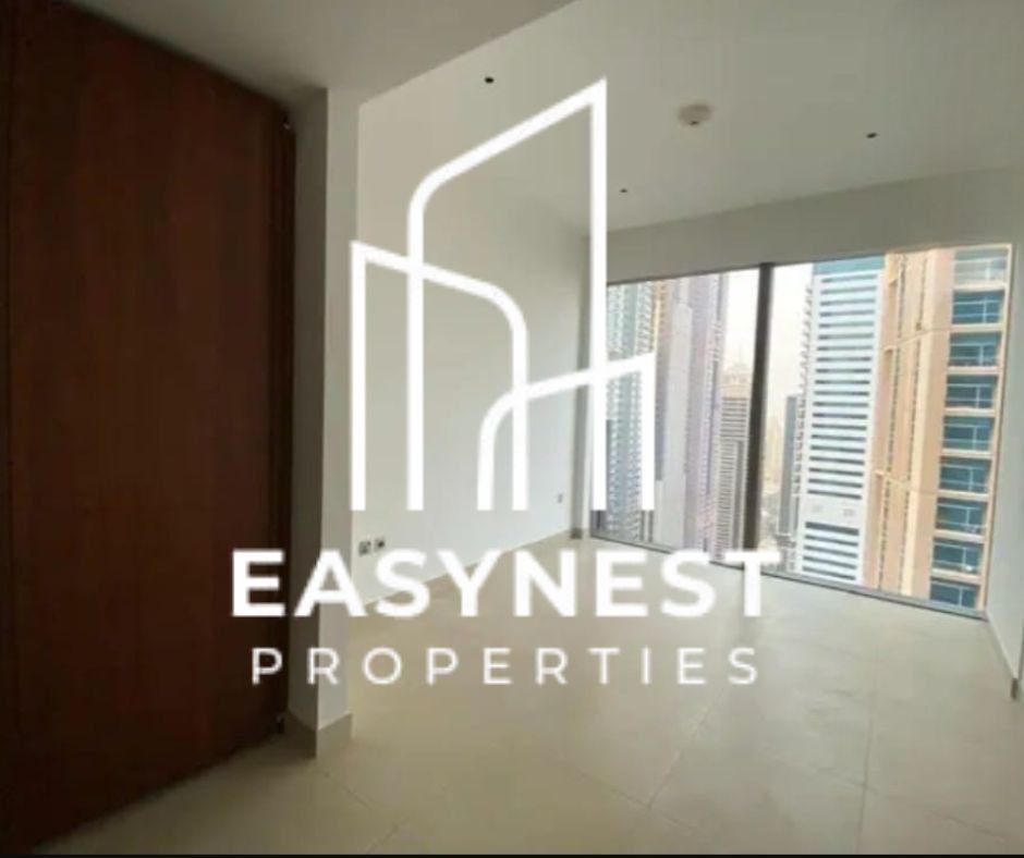 10 Luxury 1BHK Apartment for Sale in Marina Gate 1