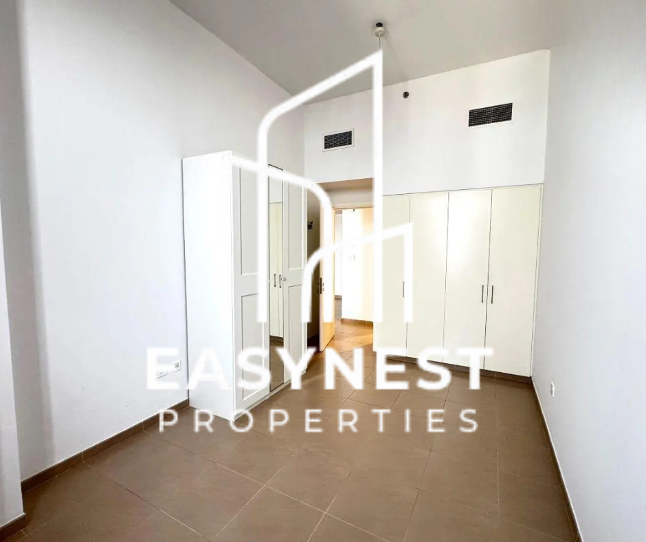 10 Bright & Spacious | Immaculate | Burj & Pool View
